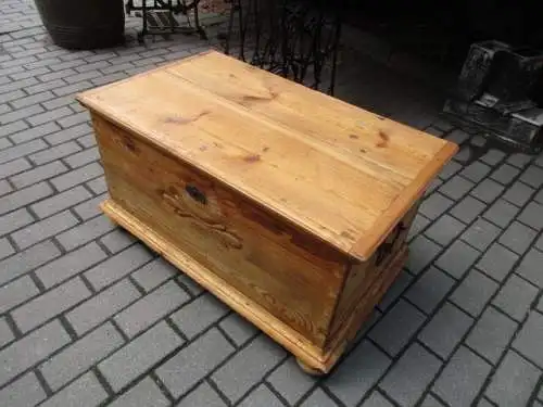 Truhe Flachdeckeltruhe Biedermeier um 1860 Weichholz Nr. 8
