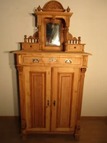 Vertiko mit Aufsatz Gründerzeit um 1880 Landhausstil