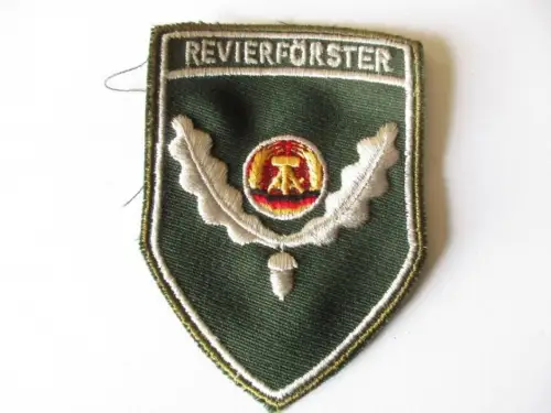DDR seltener Aufnäher Revierförster der Forstwirtschaft