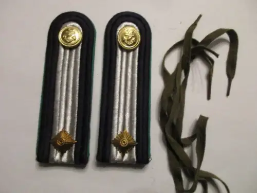 NVA - 1 paar Schulterstücke Grenzbrigade Küste  Fähnrich