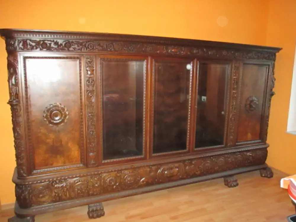 Bücherschrank Ratsherrenschrank 1