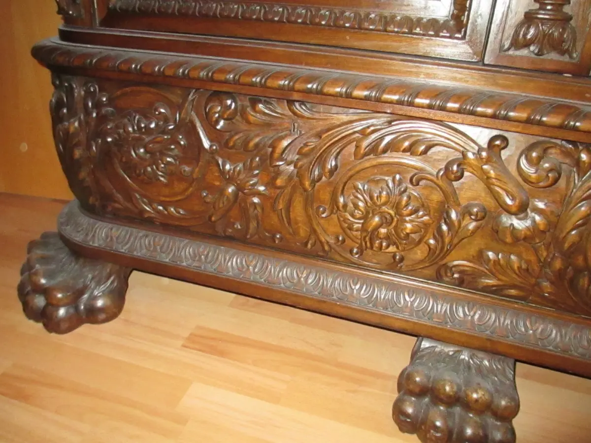 Bücherschrank Ratsherrenschrank 11