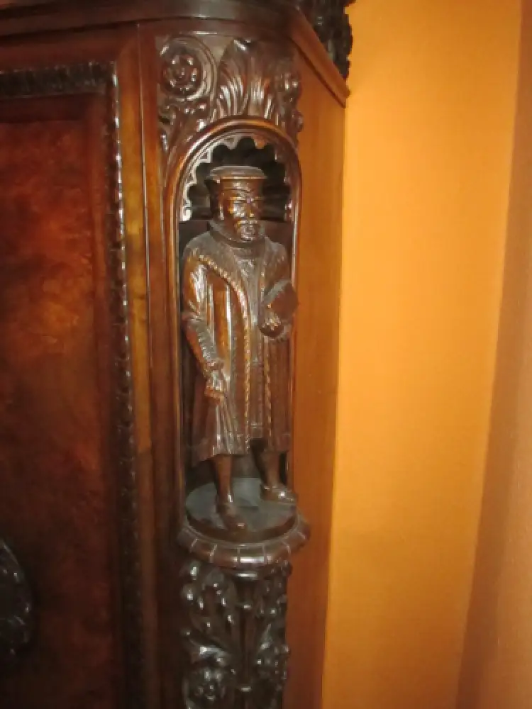 Bücherschrank Ratsherrenschrank 2