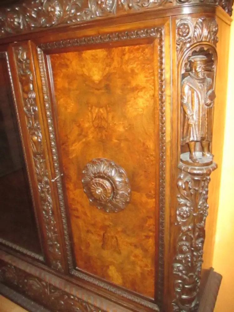 Bücherschrank Ratsherrenschrank 3