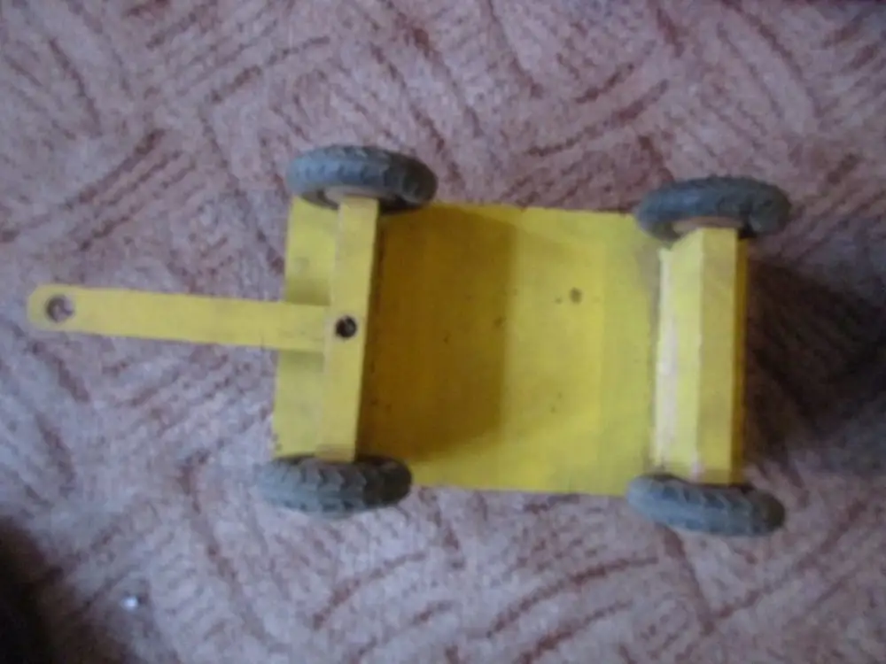  LKW mit Anhänger Holzauto der Firma HUSSA 8