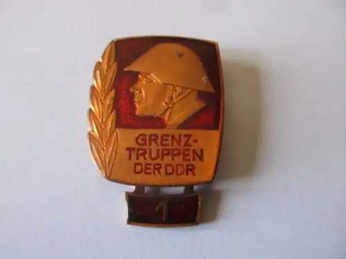 DDR  NVA  Bestenabzeichen Stufe 1 poly.  Grenztruppen der DDR