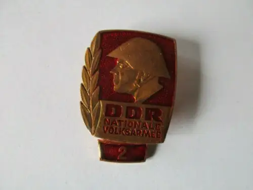 DDR  NVA  Bestenabzeichen Stufe 2  poly.