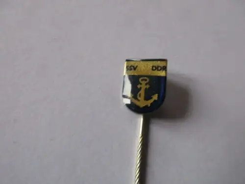 DDR GST Mitgliedabzeichen   See Sport SSV