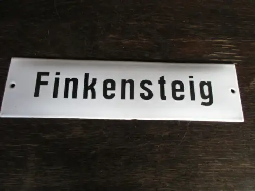 altes Emailleschild Emaille Finkensteig