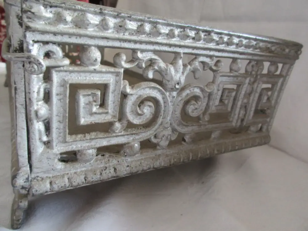 alter Aschefänger Ofenvorsetzer Ofenvorsatz Gusseisen Jugendstil Gründerzeit 6