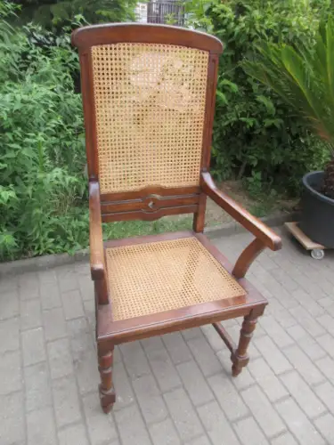 alter Stuhl Armlehnstuhl  Nussbaum Korbgeflecht Gründerzeit um 1890 