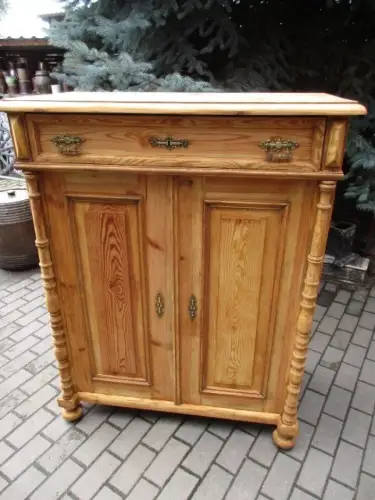 Säulen Vertiko Gründerzeit um 1880 Landhausstil