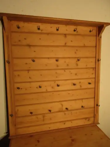 Wandbord Weichholz mit 21 Haken für Tassen oder Becher oder andere Sachen