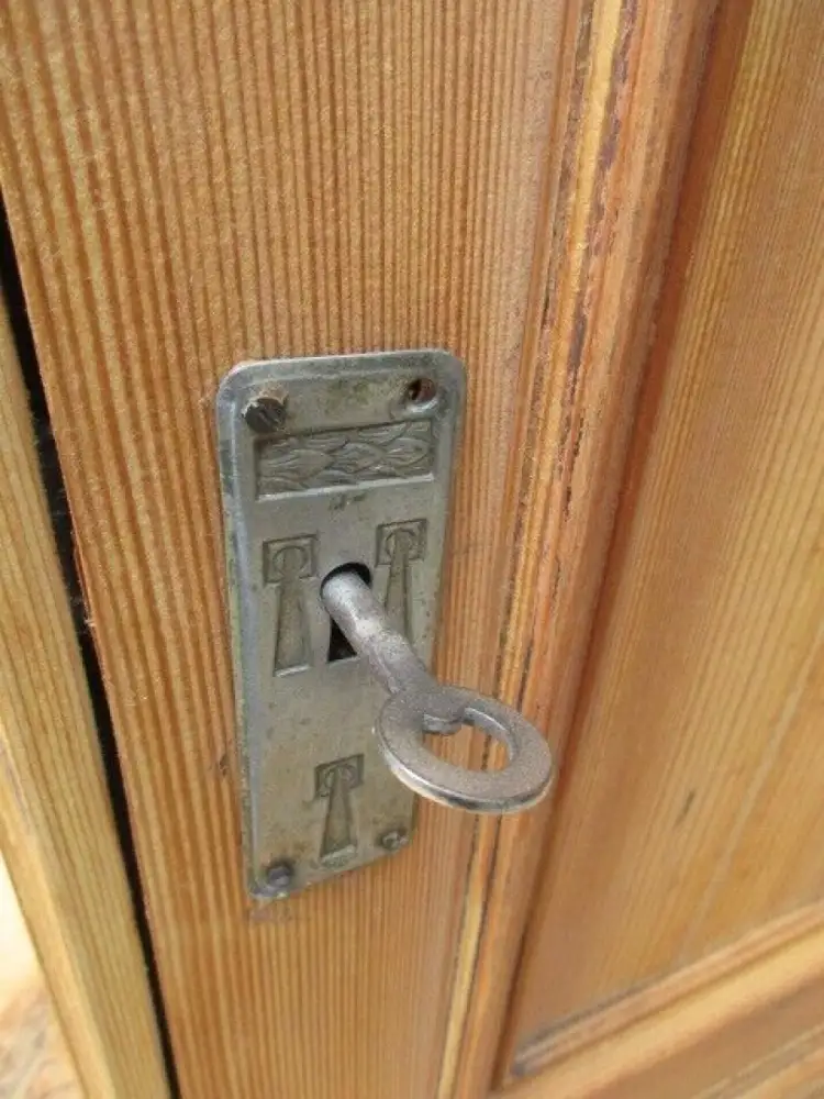 Wandschrank Jugendstil um 1900 Weichholz Nr.2 1