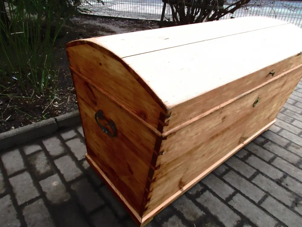 Truhe Jugendstil um 1900 Weichholz Runddeckeltruhe Nr. 9 2