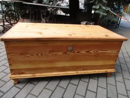 Truhe Flachdeckeltruhe Biedermeier um 1860 Weichholz Nr. 1