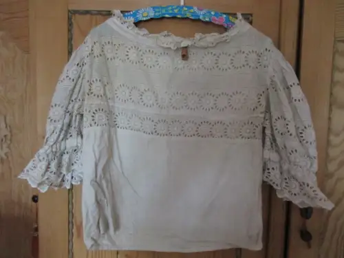 wunderschöne alte Leinen Trachten Bluse Lochstickerei um 1900 ca. gr. 36
