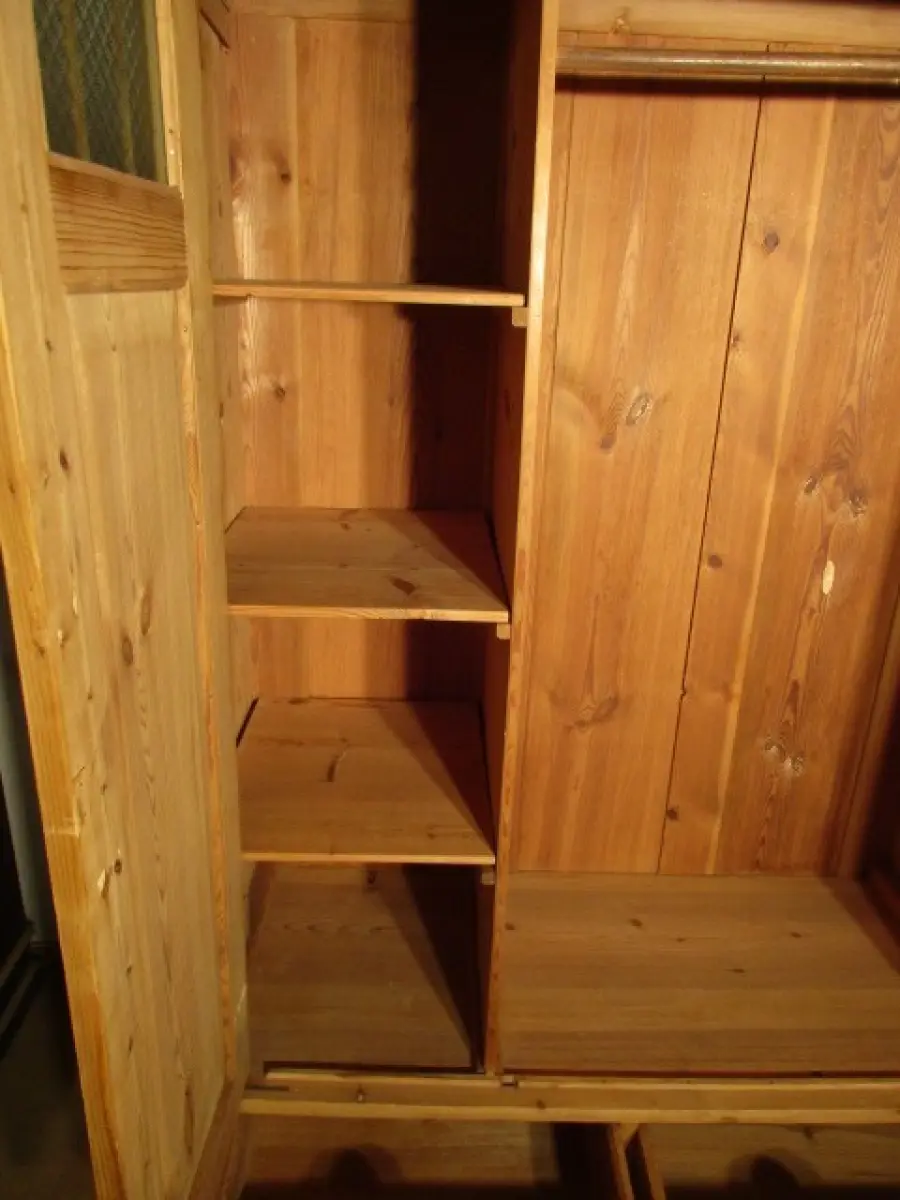 zweitüriger Kleiderschrank Dielenschrank  Jugendstil um 1900  Weichholz Zerleger 11