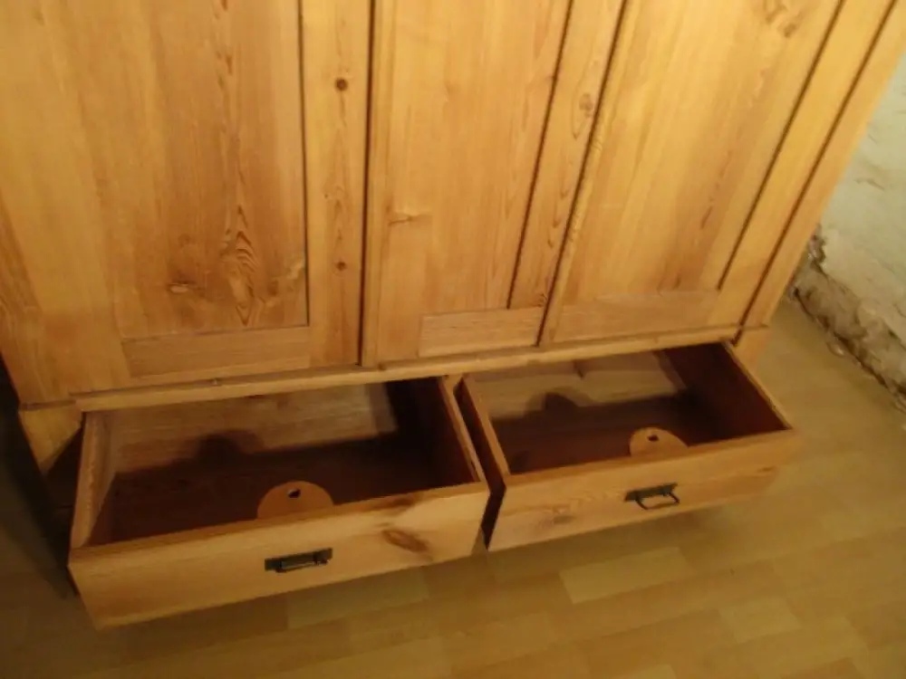 zweitüriger Kleiderschrank Dielenschrank  Jugendstil um 1900  Weichholz Zerleger 6