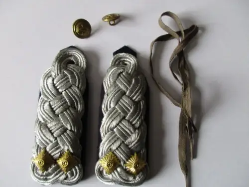 NVA Volksmarine paar Schulterstücke Fregattenkapitän