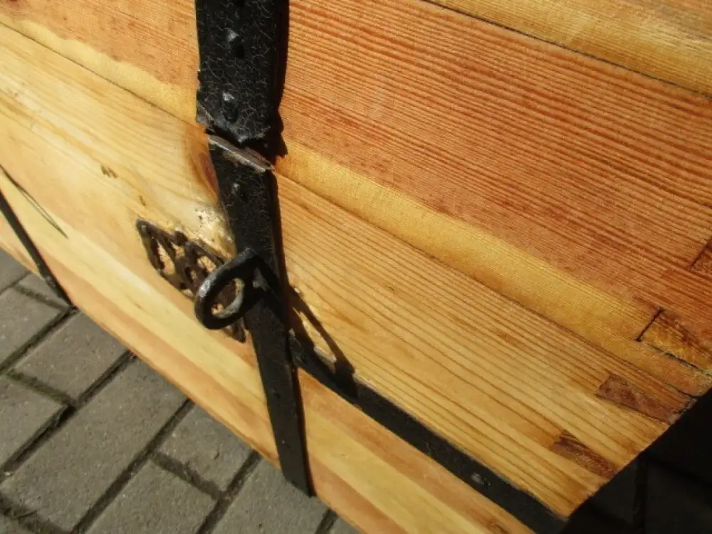 Prunktruhe Buckeltruhe Runddeckeltruhe Truhe Biedermeier um 1870 Weichholz Nr. 3 3