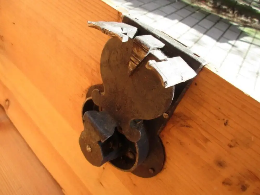 Prunktruhe Buckeltruhe Runddeckeltruhe Truhe Biedermeier um 1870 Weichholz Nr. 3 9