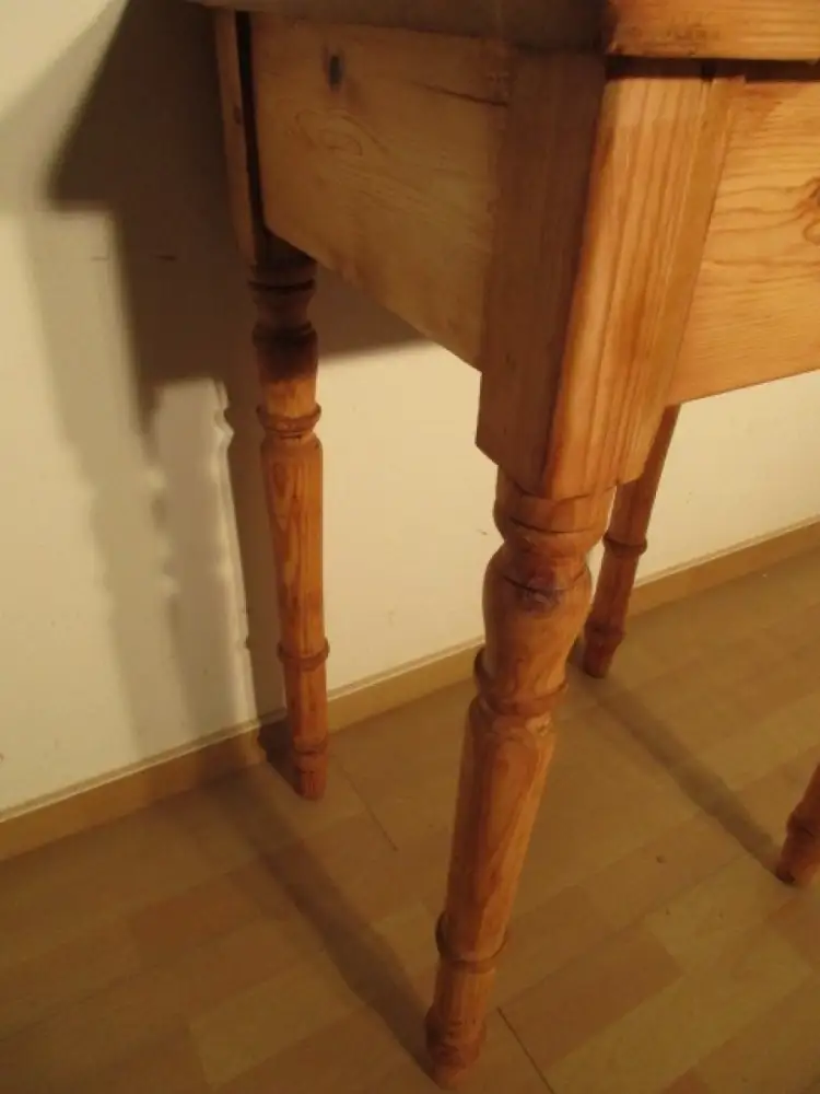 Tisch  mit Schublade Gründerzeit um 1880 Weichholz 2