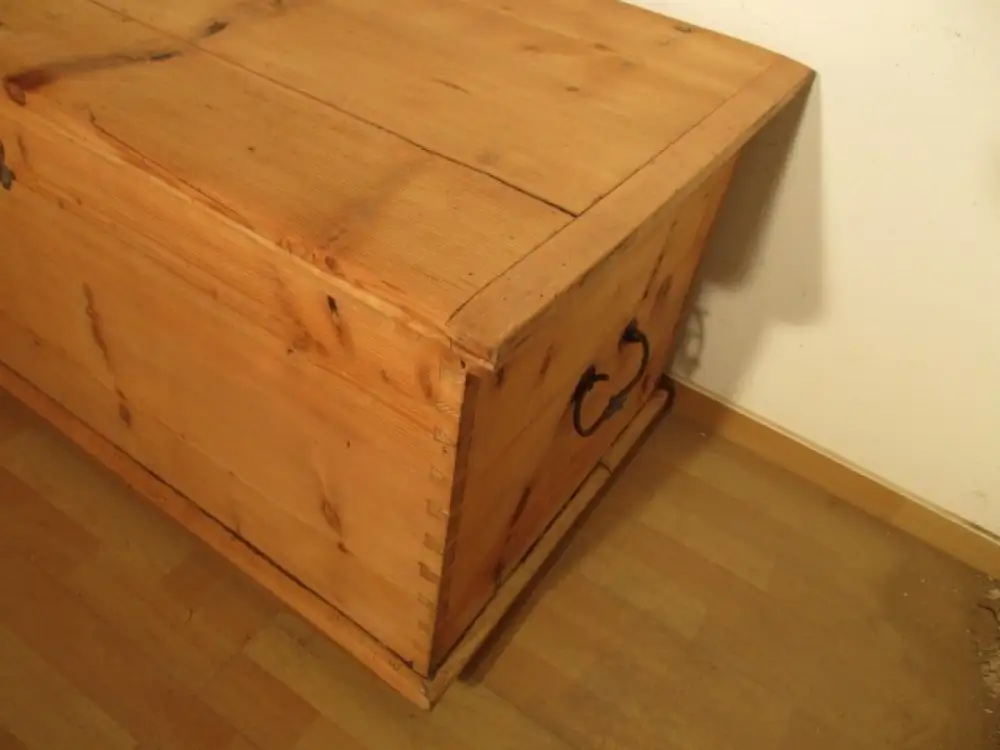 Truhe Flachdeckeltruhe Biedermeier um 1860 Weichholz Nr. 3 4