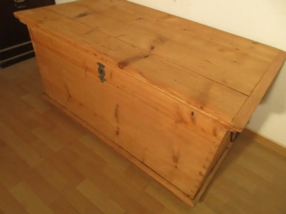 Truhe Flachdeckeltruhe Biedermeier um 1860 Weichholz Nr. 3 5