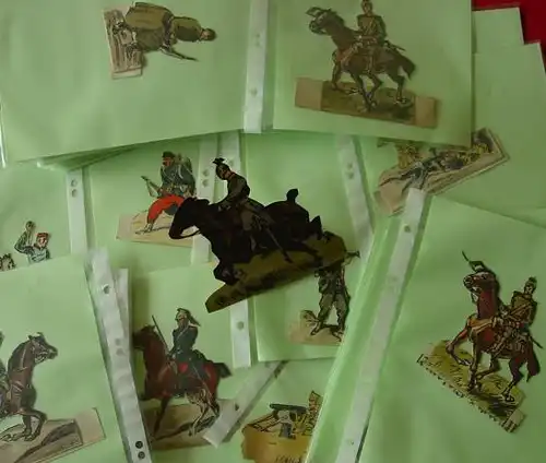 (2002704) Antik-Spielzeug, um 1. Weltkrieg. 117 Aufstell-Soldatenfiguren