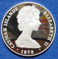 () Cayman-Inseln. 25 Dollars 1978. Motiv Reichsapfel. Muenze 925er Silber. Kroenungs-Jubilaeum