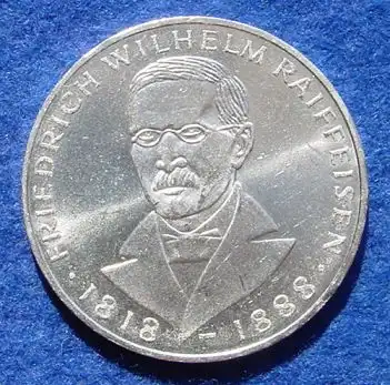 () 5 DM 1968 - J. Friedrich Wilhelm Raiffeisen. Silber-Gedenkmuenze. Deutschland