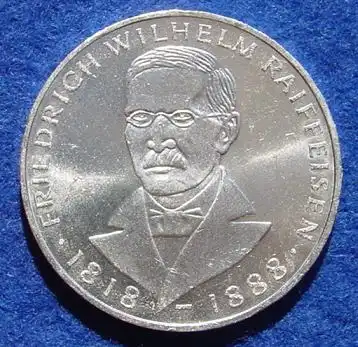 () 5 DM 1968 - J. Friedrich Wilhelm Raiffeisen. Silber-Gedenkmuenze. Deutschland