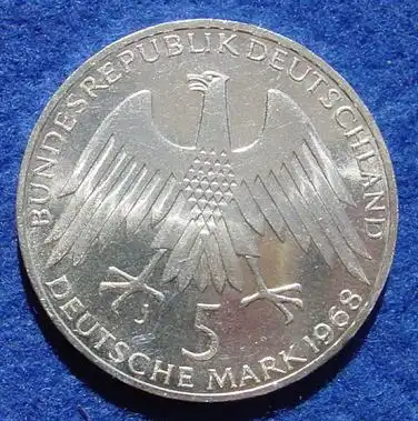 () 5 DM 1968 - J. Friedrich Wilhelm Raiffeisen. Silber-Gedenkmuenze. Deutschland