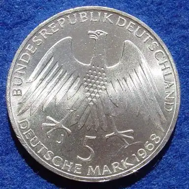 () 5 DM 1968 - J. Friedrich Wilhelm Raiffeisen. Silber-Gedenkmuenze. Deutschland