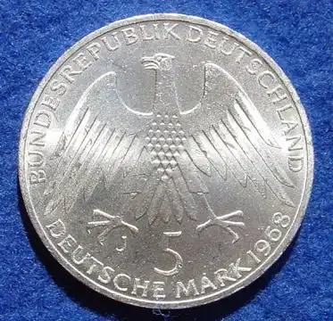 () 5 DM 1968 - J. Friedrich Wilhelm Raiffeisen. Silber-Gedenkmuenze. Deutschland