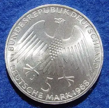 () 5 DM 1968 - J. Friedrich Wilhelm Raiffeisen. Silber-Gedenkmuenze. Deutschland