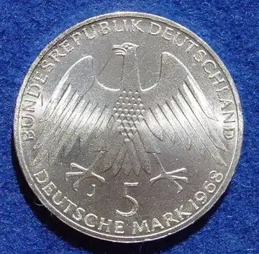 () 5 DM 1968 - J. Friedrich Wilhelm Raiffeisen. Silber-Gedenkmuenze. Deutschland