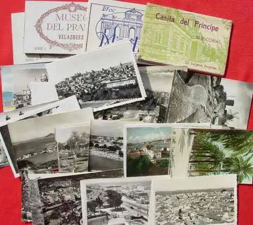 Neu : Versandkosten ab Euro 3,50 (intern : ) Hübsche, alte Sammlung von alten Ansichtskarten, Leporello u. Kartenhefte von Spanien. Die älteste u. postalisch gelaufene AK ist von 1906, viele andere vermutlich aus den 1920-er u. 1930-er...