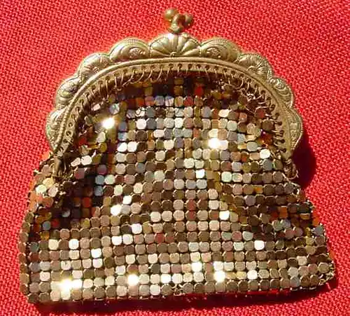 (1031393) Alte kleine Damentasche aus Drahtgeflecht