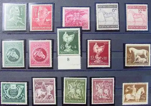 (1037250) Kleine Partie : Briefmarken aus der Zeit des Dritten Reiches, ohne Stempel