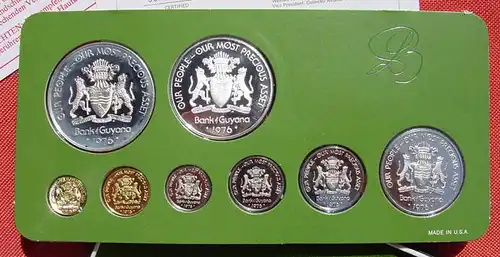 () Guyana. Original Proof-Satz von 1976. 8 Muenzen (zum Teil in 925-er Sterling-Silber)