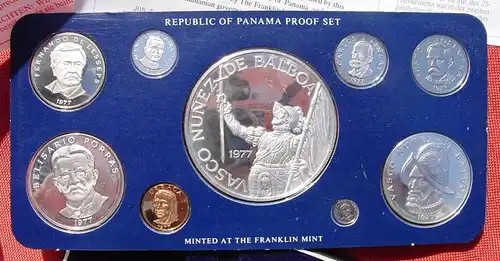 () Panama. Proof-Satz von 1977. 9 Muenzen im Etui (incl. 20 Balboa in Sterling-Silber)