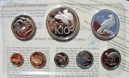 () Papua New Guinea. Proof-Satz von 1975. 8 Muenzen (zum Teil in Silber)