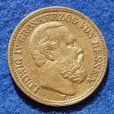 () Deutsches Kaiserreich. Hessen 10 Mark Gold 1880-H. Original-Goldmuenze, ungereinigt, Gewicht 3,98 g, 900-er Gold