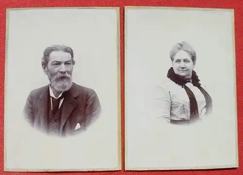 (1049327) Portraits Mann u. Frau. Wien. 2 x sehr alte Fotos auf Karton, Format ca. 11 x 15 cm. Siehe bitte Bilder