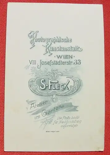 (1049344) Hübsches Frauen-Foto, WIEN um 1900 ? Format ca. 11 x 16,5 cm. Siehe bitte Bilder