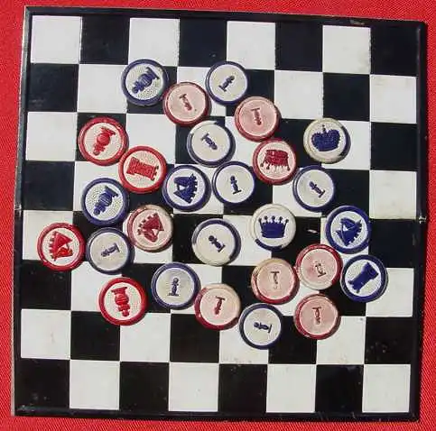 (1033205) 4 Schachspiele aus Nachlass eines Wehrmachtsangehoerigen, WK II