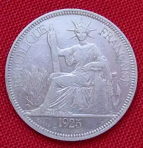 (1007568) Frankreich-Indochina 1 Piaster 1925 Silbermuenze