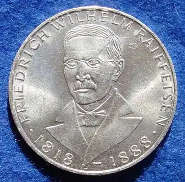 () 5 DM 1968 - J. Friedrich Wilhelm Raiffeisen. Silber-Gedenkmuenze. Deutschland